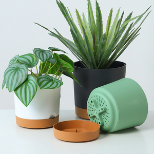 Pots de Fleurs Auto-Arrosants en Plastique Parfaits pour Plantes d'Intérieur et d'Extérieur, Jardinières et Pots de Fleurs d'Intérieur en Plastique sur Bureau - Product Image 2