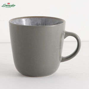 Ensemble de vaisselle de style zen minimaliste Plats et assiettes à glaçure ponctuelle à l'huile Design empilable - Product Image 4