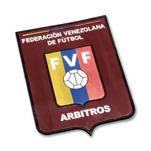 Club de sport à haute fréquence Logo de l'équipe Patch de football personnalisé TPU PVC Patch caoutchouc fer Badge pour vêtements