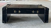 Table basse en aluminium de style loft industriel rétro de luxe Aviator avec chaise robuste pour salon