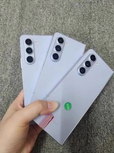 Smartphone Z Fold5 5G 100% Original Débloqué, Écran 6,8 Pouces, 12 Go RAM, Processeur Octa-Core, Compatible LTE CDMA, Langue d'exploitation Anglaise - Product Image 4