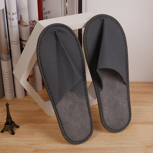 Zapatillas de hotel negras personalizadas con diseño profesional y al mejor precio al por mayor, zapatillas de hotel desechables ecológicas - Product Image 4