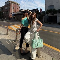 Nouveau Sac Bandoulière Moto Crossbody Coréen Haut de Gamme en PU avec Fermeture Éclair et Sangle Unique pour Femme, Vert Menthe, Collection 2026