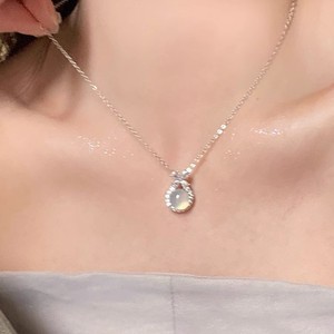 Flower Pendant Necklace <b>With</b> Translucent White Chalcedony Zircon Stones Bezel Setting Everyday Wear - Product Image 4