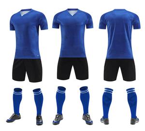 Vente en gros de maillots de football imprimés sur mesure Kits de football Vêtements de sport de conception Survêtement de football Technique teinte par vêtement - Product Image 3
