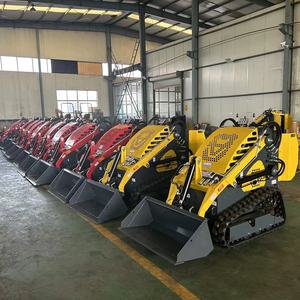 Le moins cher EPA EURO5 2 cylindres moteur skid steer stand on loader mni chargeuse sur pneus hydraulique fléau tondeuse <span class=keywords><strong>dingo</strong></span> à vendre - Product Image 6