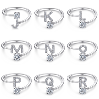 Bague de mode en argent sterling 925 avec taille réglable 26 lettres A-Z pierres précieuses incrustées de moissanite pour anniversaire de fête de fiançailles