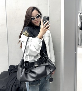 Bolsos de Moda para Mujer, Bolsos de Mano de Cuero Genuino con Forro, Bolsos de Lujo con una Sola Correa y Decoración de Letras para Dama - Product Image 2