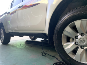 Estribos Laterales Automáticos YLC, Pedales Eléctricos, Barra Nerf Exterior, Estribo Plegable para <span class=keywords><strong>Ford</strong></span> <span class=keywords><strong>Bronco</strong></span> 4 Puertas - Product Image 3