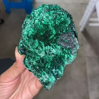 Vente en gros de spécimens minéraux bruts de malachite œil de chat en grappe, pierre de cristal naturelle et malachite velours