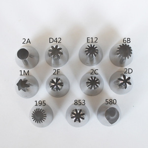 Stainless Steel Piping Nozzle Medium Size Star Shape Cake Decorating 10 Pcs DIY Baking Tools - Product Image 1