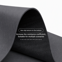 Tapis de yoga en PU en forme de D avec logo personnalisé, base antidérapante rectangulaire à extrémités semi-rondes, coussin rembourré pour débutants et seniors