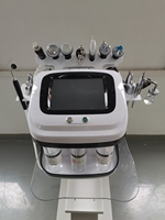 Appareil de beauté facial multifonctionnel Black Pearl Oxygen Jet Aqua Hydra Water Dermabrasion Bubble Facial Beauty Machine pour le rajeunissement de la peau