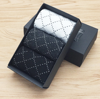 Emballage de boîte-cadeau personnalisé Chaussettes de travail pour hommes Chaussettes en coton de haute qualité pour hommes Chaussettes formelles d'affaires avec logo