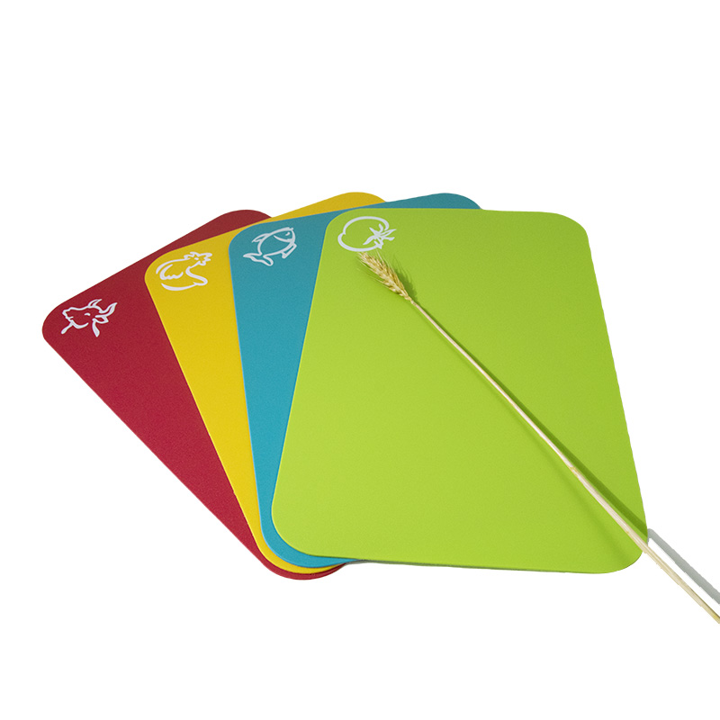 Индивидуальный экологически чистый полипропиленовый прочный маленький размер разделочная доска разделочный коврик