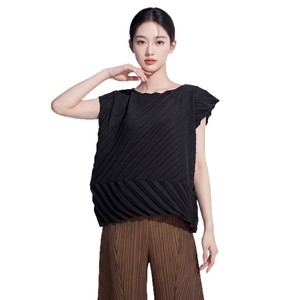 레디쉽 빈티지 심플 한국 스타일 우아한 미니멀리스트 사선 주름 신축성 있는 구김 없는 원사이즈 여성 블라우스 - Product Image 5