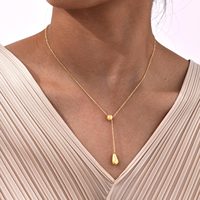 Bijouterie tendance Collier en acier inoxydable plaqué or 18 ct Colliers pendentifs goutte d'eau en forme de Y pour femmes