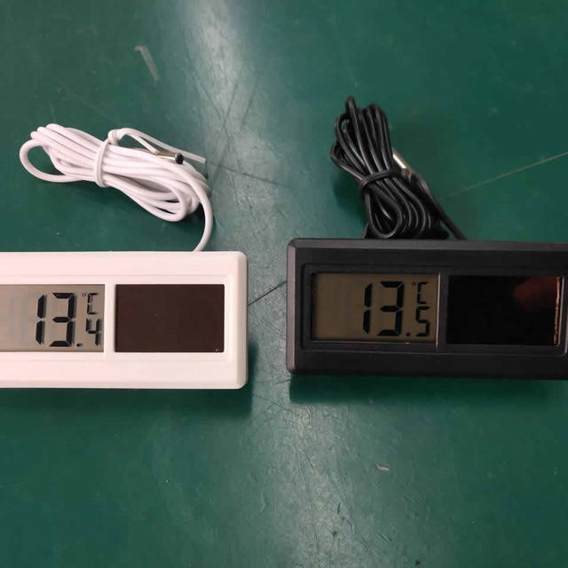 RINGDER PT-13 Solar Energy Digital Temperature Thermometer Indicator
