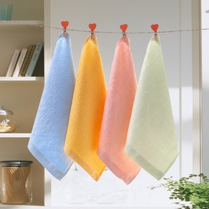 <span class=keywords><strong>Serviette</strong></span> carrée en coton 25x25cm pour bébé et nourrisson de <span class=keywords><strong>maternelle</strong></span>, douce, tissage uni, personnalisable avec logo, vente en gros - Product Image 1