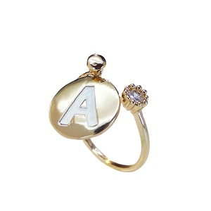 Anello Aperto Regolabile con Lettera dell'Alfabeto, Anello Personalizzato con Iniziale per Donne - Product Image 1