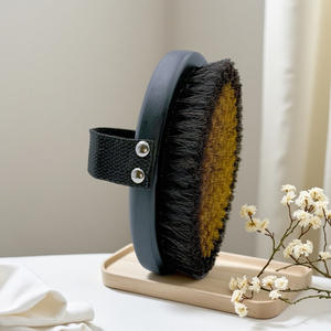 Brosse de bain ovale moderne en fil de cuivre, brosse corporelle sèche/humide avec manche en bois de hêtre, poils en laine douce entièrement naturels pour la douche - Product Image 3