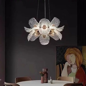 Lámpara de araña floral de lujo de estilo francés color crema para dormitorio, lámpara para comedor, cálida y romántica para el hogar nuevo. - Product Image 3
