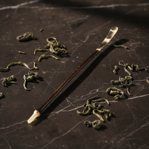 Cuillère à <span class=keywords><strong>thé</strong></span> en bambou violet naturel faite à la main, écologique, de qualité alimentaire, 18,5 cm, minimaliste, pour la cérémonie du <span class=keywords><strong>thé</strong></span> chinoise - Product Image 1