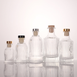 Botella de aromaterapia de rayas verticales de 100ml, botella de aromaterapia de vidrio con columna romana con sabor a Ratán - Product Image 2