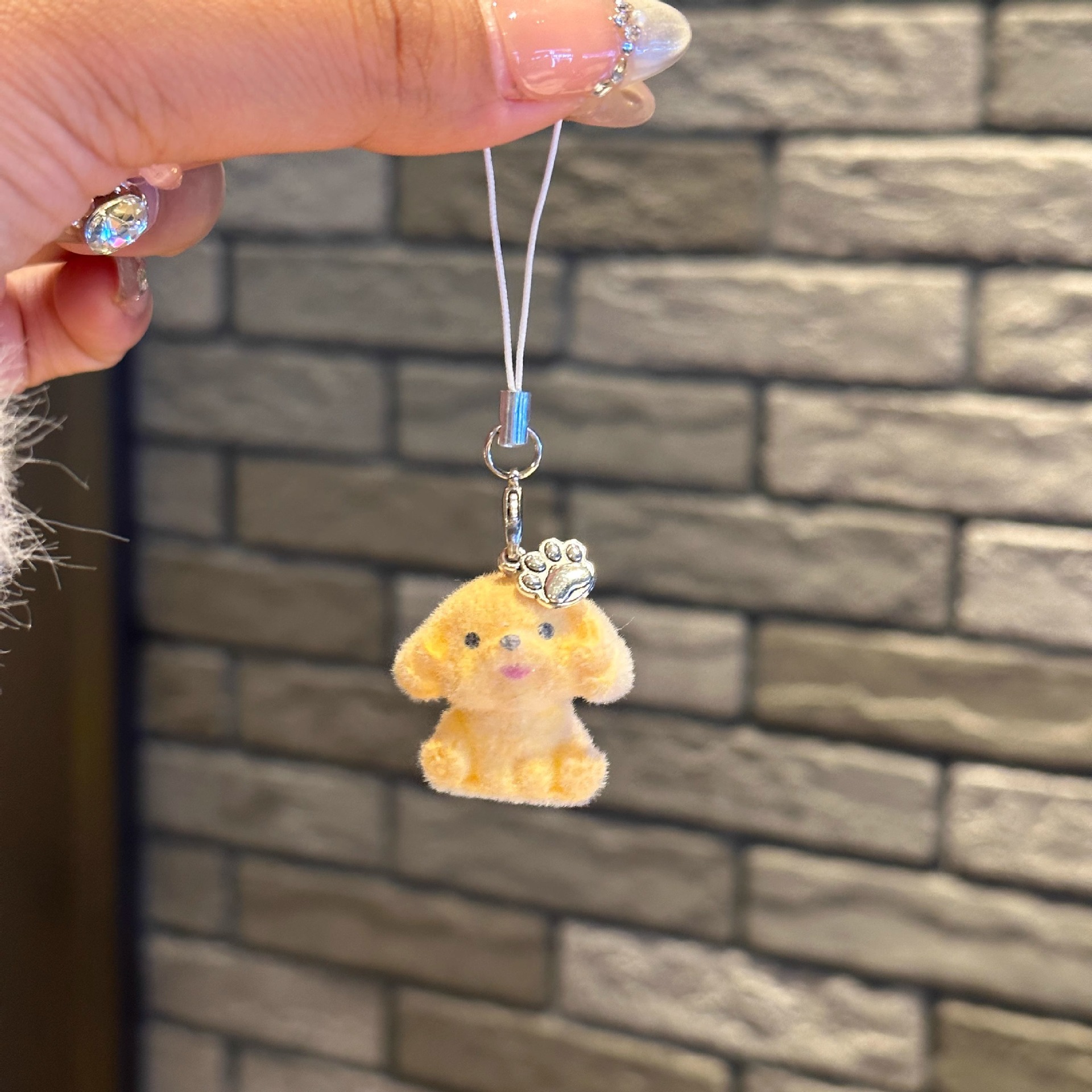 [Flocked Golden Retriever] Comes with ram's horn studs and rope (color random)