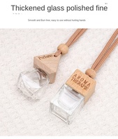 Botol parfum kaca Mini portabel 50ml dengan tutup antibocor mahkota dapat diisi ulang untuk digunakan sebagai kemasan Diffuser atau alat penyemprot