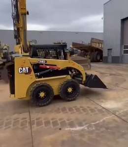 Chargeuse compacte CAT 216B d'occasion de haute qualité, meilleure vente de machines de chantier avec chargeur frontal, S180 S300 CASE en vente - Product Image 3