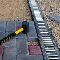 Canal de terrasse galvanisé pour jardin balcon piscine vidange 1m couverture grille
