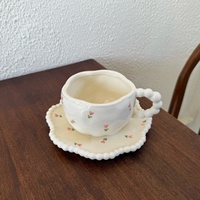 Juego de Taza y Platillo de Cerámica con Diseño de Cuentas de Estilo Elegante, Vajilla con Forma de Flor Irregular, Juego de Tazas de Cerámica con Esmalte Beige