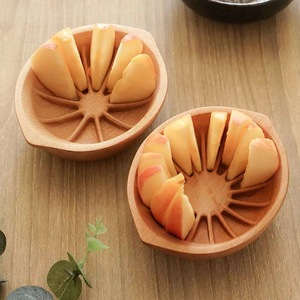 Plateau à fruits en bois massif Qiqi, forme irrégulière, fait main, pour la maison et les fêtes - Product Image 3