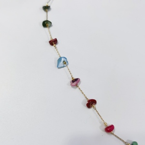 Cuentas de <span class=keywords><strong>Chip</strong></span> de concha de colores, cuentas de forma libre irregulares con cadena fina de acero inoxidable, collar de joyería de moda - Product Image 4