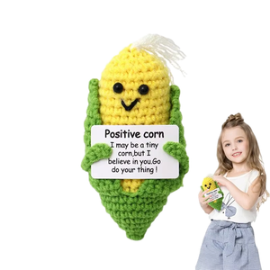 Bambola <span class=keywords><strong>di</strong></span> Mais all'Uncinetto Fatta a Mano in Stile Cartone Animato, Decorazione Natalizia per la Casa, Design in Rilievo, Ecologica, Regalo Animato per Cameretta dei Bambini - Product Image 1