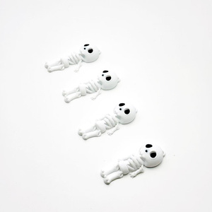 Porte-clés Crâne Articulé Imprimé en 3D OEM, en Plastique Écologique, Style Dessin Animé, Figurine d'Halloween, Cadeau Décoratif - Product Image 5