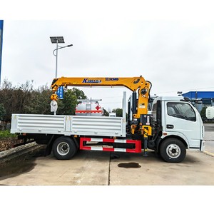 Camion-grue hydraulique télescopique de 5 tonnes, petit camion-grue 4x2, camion de transport avec grue à vendre - Product Image 1