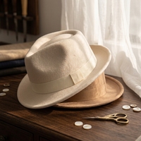 Nouveau Chapeau Fedora Homme à Bord Court Tendance, Personnalisable avec Broderie, Impression de Logo, Ruban, Vente en Gros, Polyester/Coton, Formel, Unisexe