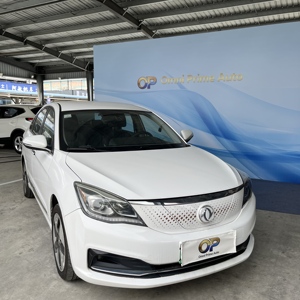 Vehículo de Nueva Energía Dongfeng E70 2019, Auto Usado Económico para Taxi con 401 km de Autonomía, Vehículos Baratos - Product Image 1
