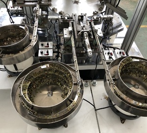 Machine d'assemblage automatique de borniers HENSEN |   Équipement de serrage de vis haute performance pour moteur de coffret de commande – Garantie 1 an - Product Image 2