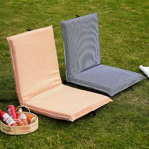 Silla de Playa <span class=keywords><strong>Plegable</strong></span> con Respaldo Ajustable, Cojín a Rayas, Asiento Tipo <span class=keywords><strong>Tumbona</strong></span> para Exteriores, Jardín, Viajes y Playa - Product Image 1