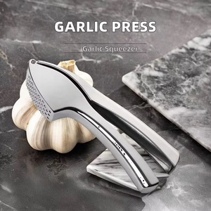 Hot Bán Của Nhãn Hiệu Tỏi Báo Chí Với Silicone <span class=keywords><strong>Peeler</strong></span> Và Làm Sạch Bàn Chải Kẽm Hợp Kim Tỏi Báo Chí Cho Nấu Ăn Tiện Ích Nhà Bếp - Product Image 2