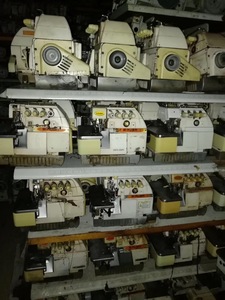 Máquina <span class=keywords><strong>Overlock</strong></span> Siruba 747 Usada a Precio Económico, Máquina de Coser <span class=keywords><strong>Industrial</strong></span> de 4 <span class=keywords><strong>Hilos</strong></span> <span class=keywords><strong>para</strong></span> Prendas de Vestir, <span class=keywords><strong>para</strong></span> Camisetas - Product Image 6