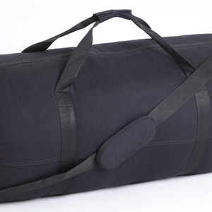 Sacs de sport légers de haute qualité - Sacs de voyage unisexes en polyester respirant et écologique de couleur unie pour le fitness en plein air - Product Image 4