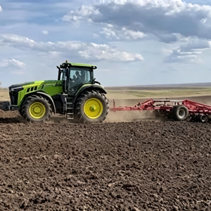 Maquinaria Agrícola Más Popular, Tractor de 158 HP RN1604, Tractor de Ruedas Híbrido con Modos Económicos y de Ahorro de Combustible - Product Image 2