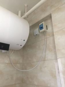 Chauffe-eau solaire photovoltaïque de balcon 100L avec revêtement émaillé, fabriqué en Chine - Product Image 4
