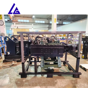 Martillo Vibratorio Montado en Excavadora PC200 EC210 para Hincado de Tablestacas de Acero en la Construcción de Cimentaciones - Product Image 5