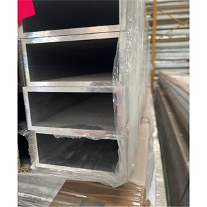 Estruso Grezzo Allaluminio Rettangolare Dimensioni 20x10x1,5 200x100x4mm Lunghezza 6000 mm Realizzato Lega 6060 T5 Quadrato - Product Image 3