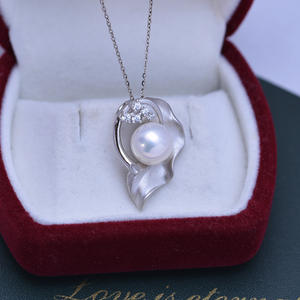 Collar de Perlas Redondas Blancas de Agua Dulce de 9-10 mm con Colgante de Hueso de Serpiente, Plata S925, Luz Intensa, Pequeños Defectos, Ajustable para Mujer - Product Image 4